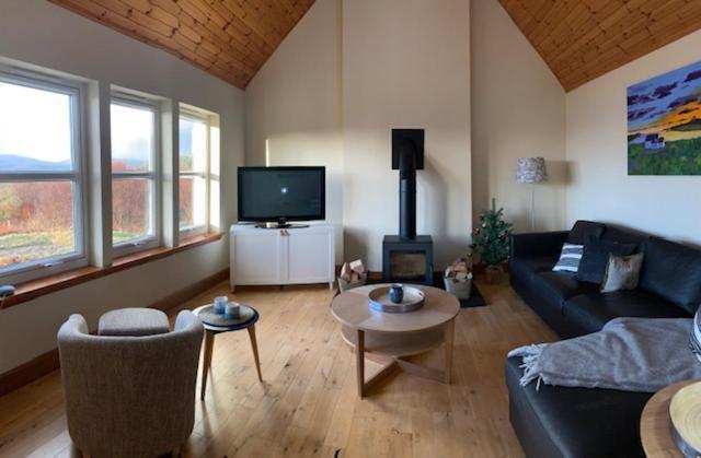 Head In The Skye - Healabhal Cottage Ose Buitenkant foto